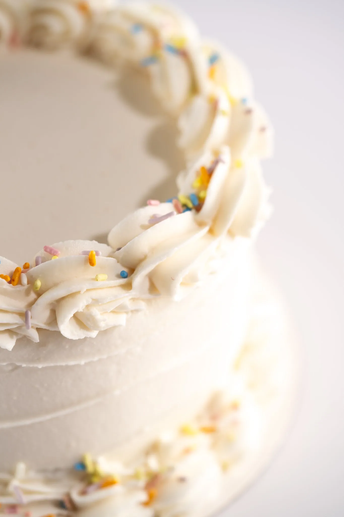 9" Cake (Serves 25-30 People)