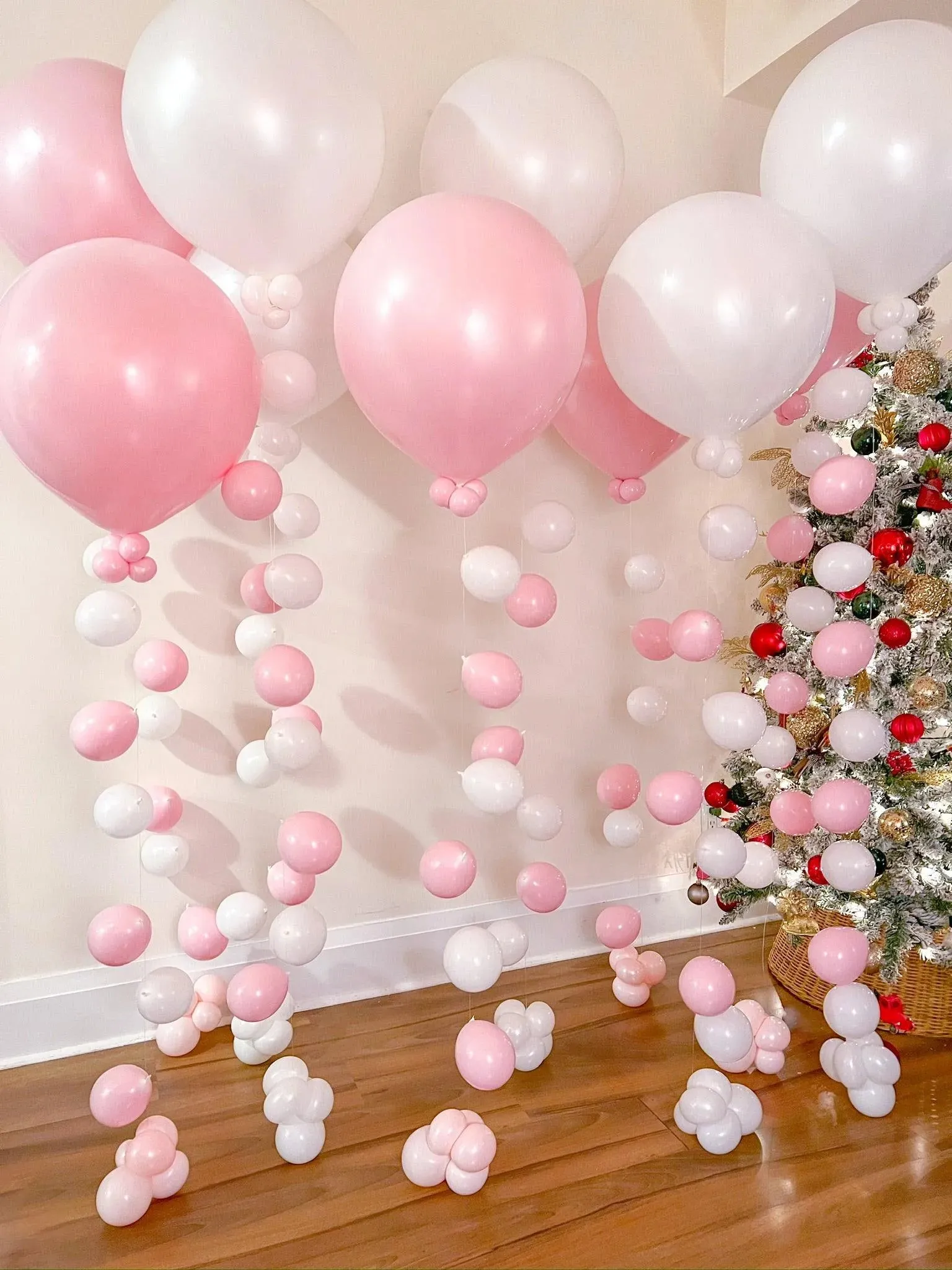 Balloon Fall Personalized - Customizable Stylish Event Balloons for Toronto