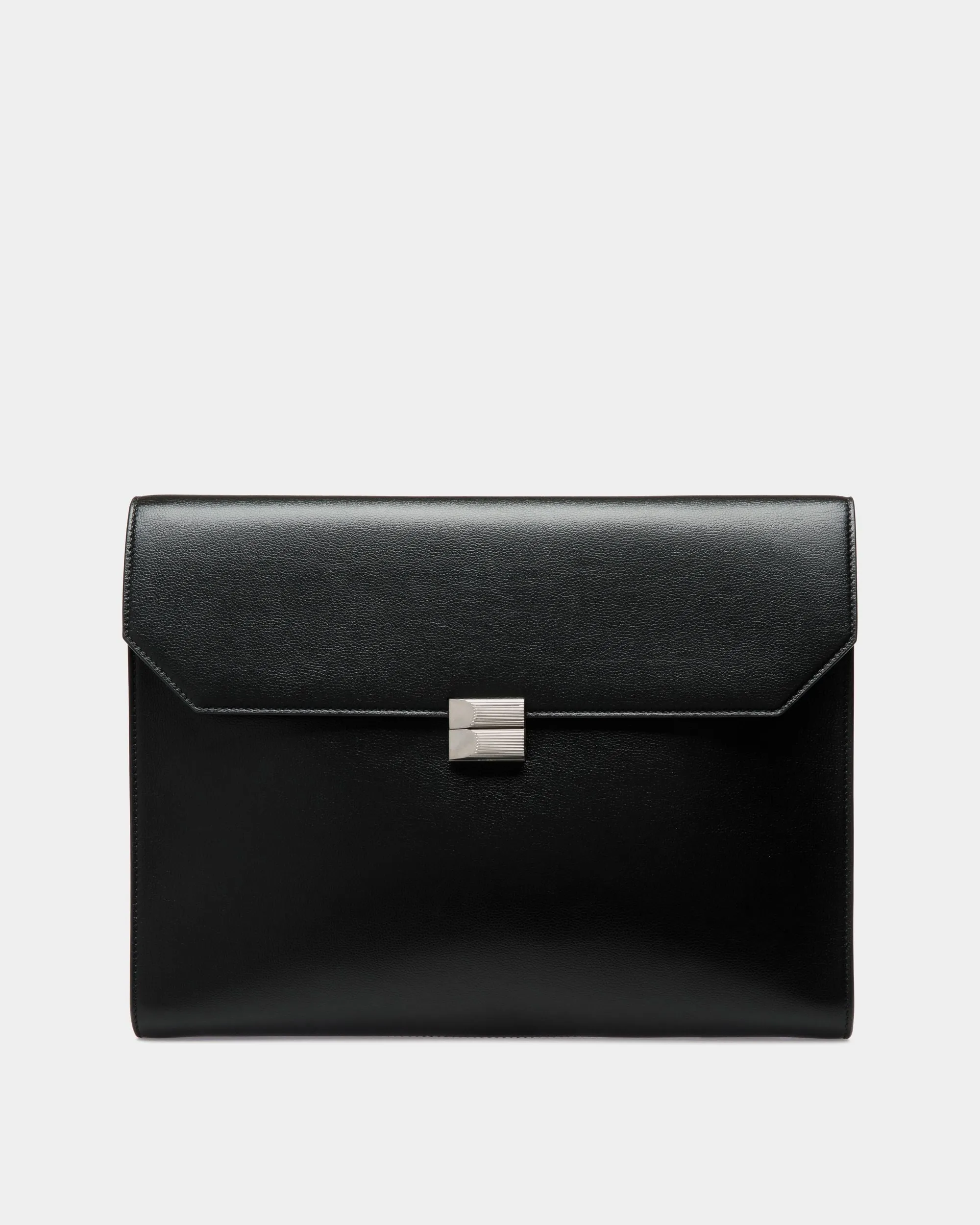 Banque Portfolio in Black Leather