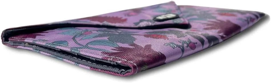Big Skinny Women's Slimvelope Tri-Fold Checkbook Slim Wallet, Holds Up to 40 Cards