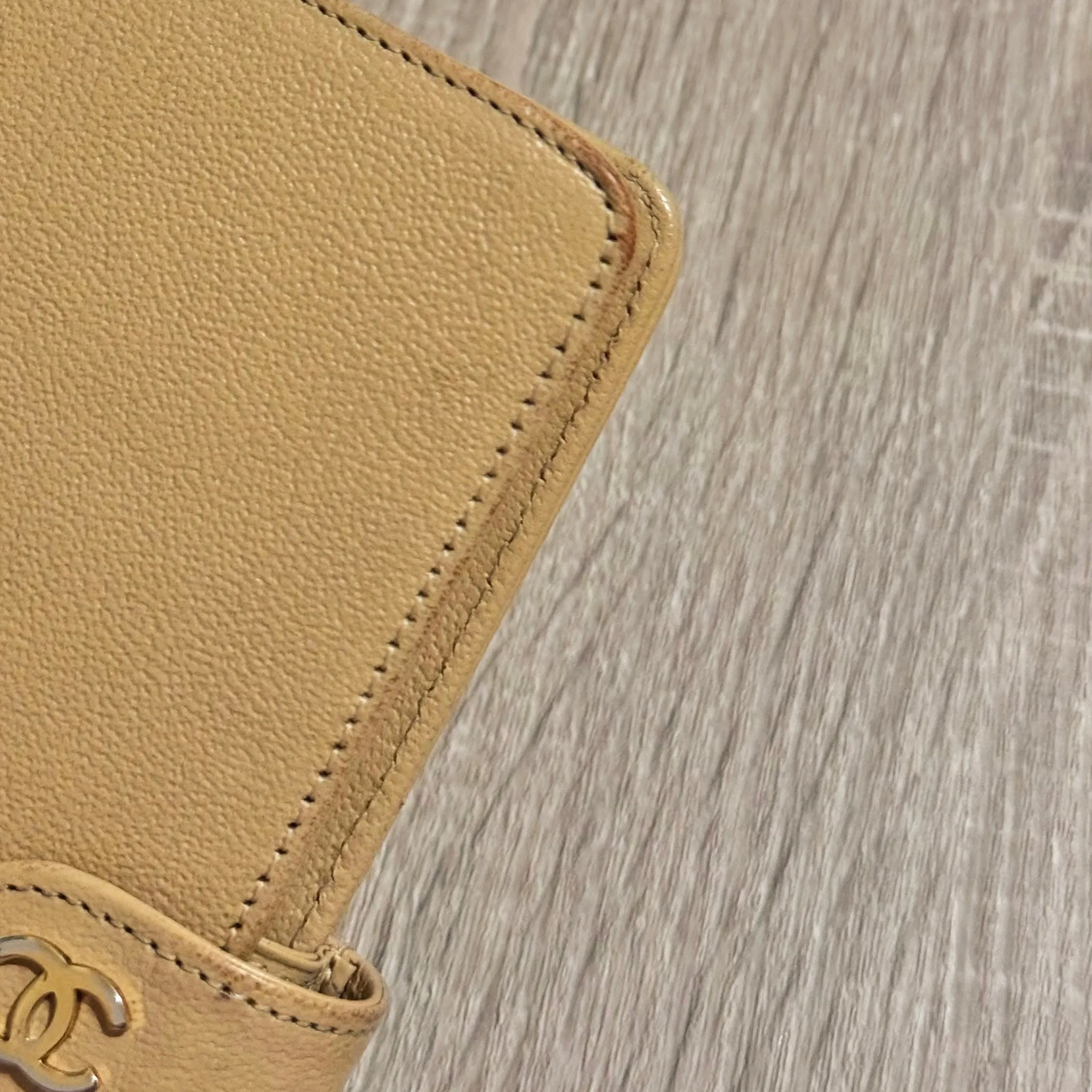 Chanel Classic Logo Clasp Beige MM Agenda