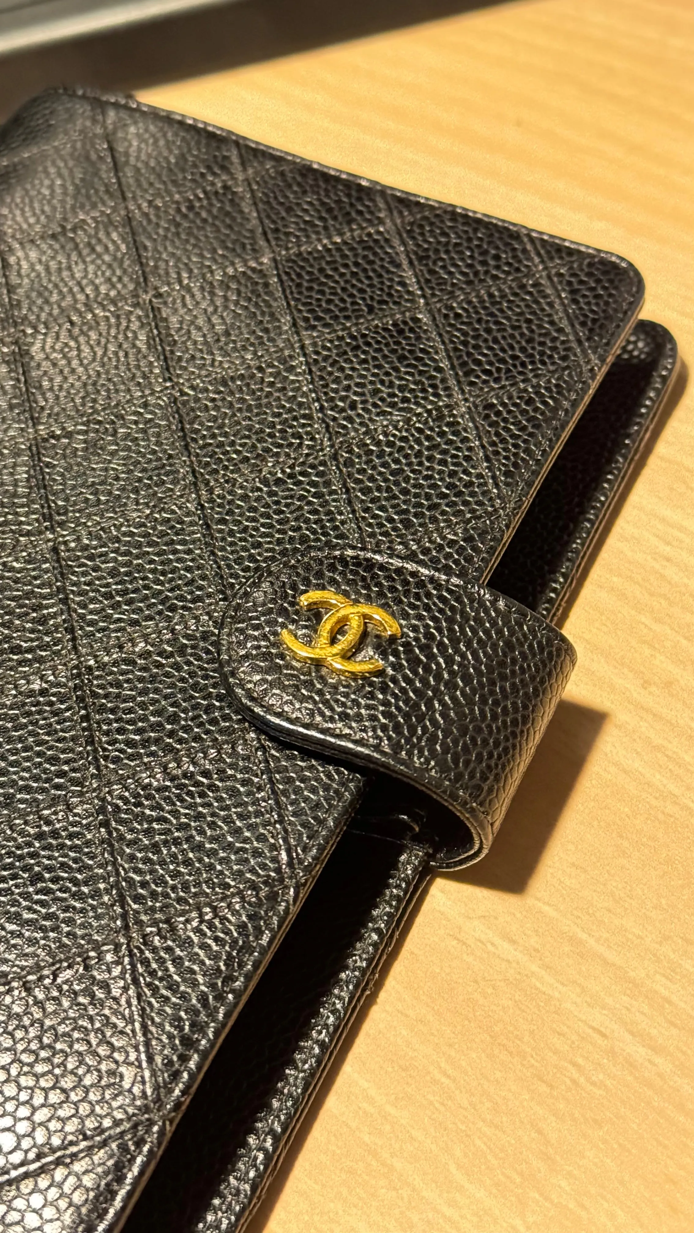 Chanel Matrasse Quilted Caviar Black MM Agenda