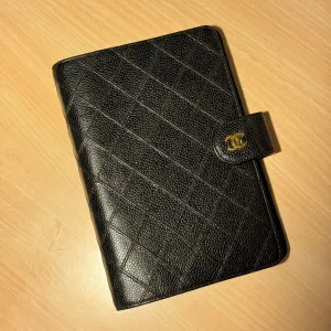 Chanel Matrasse Quilted Caviar Black MM Agenda