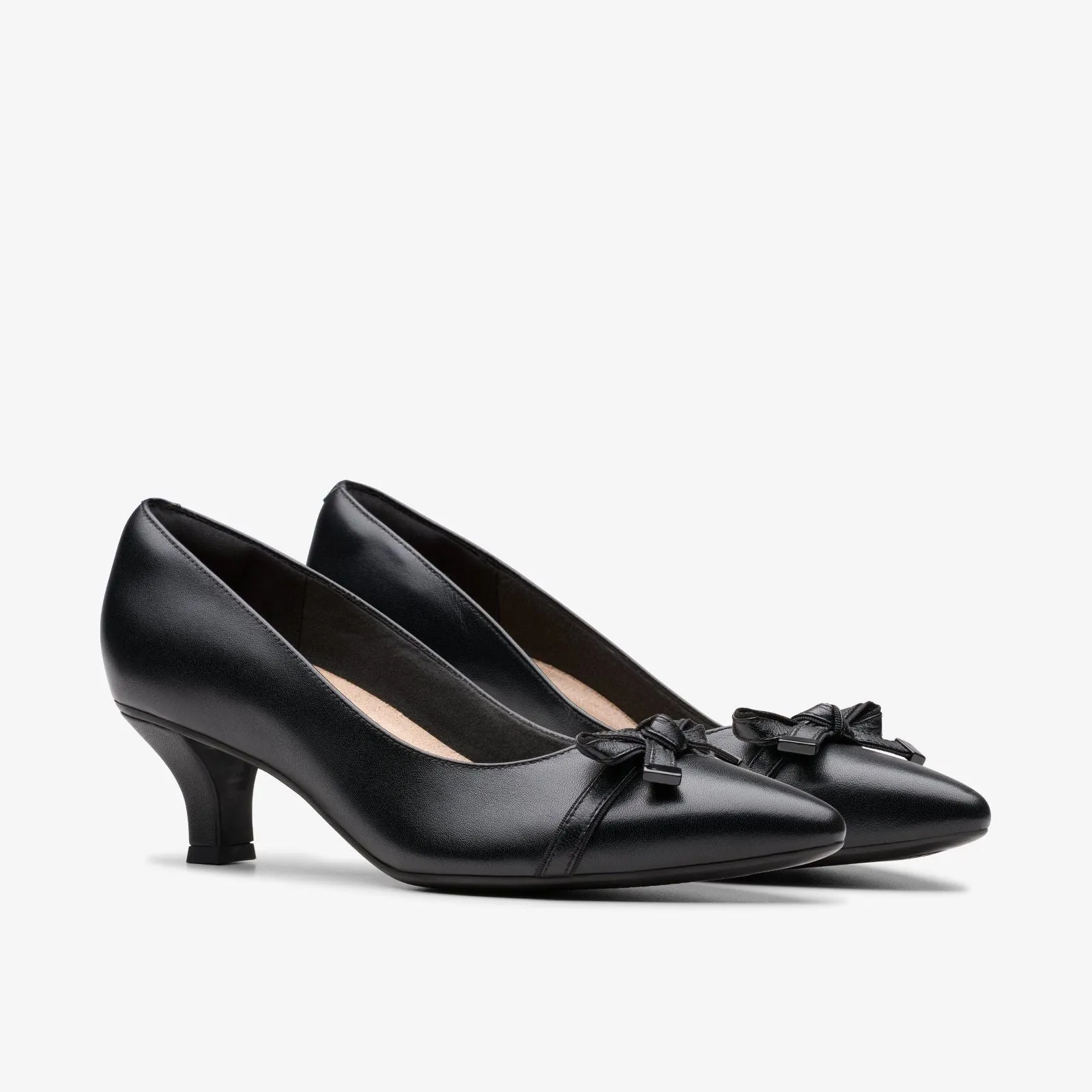 Clarks Women's Kepley Holly Black Leather 26180002