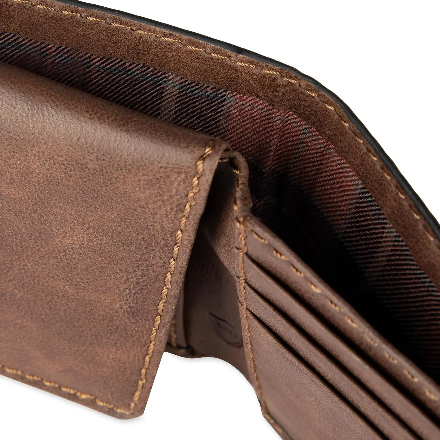 Columbia Men's Everyday Bifold Wallet-Multiple Card Slots, Id Window