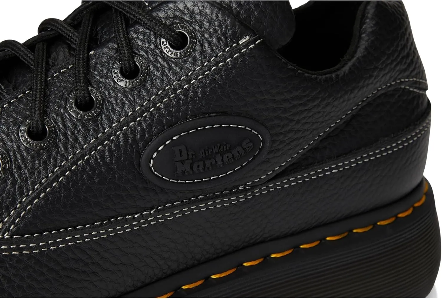 Dr. Martens Women Buzz 5-Eye