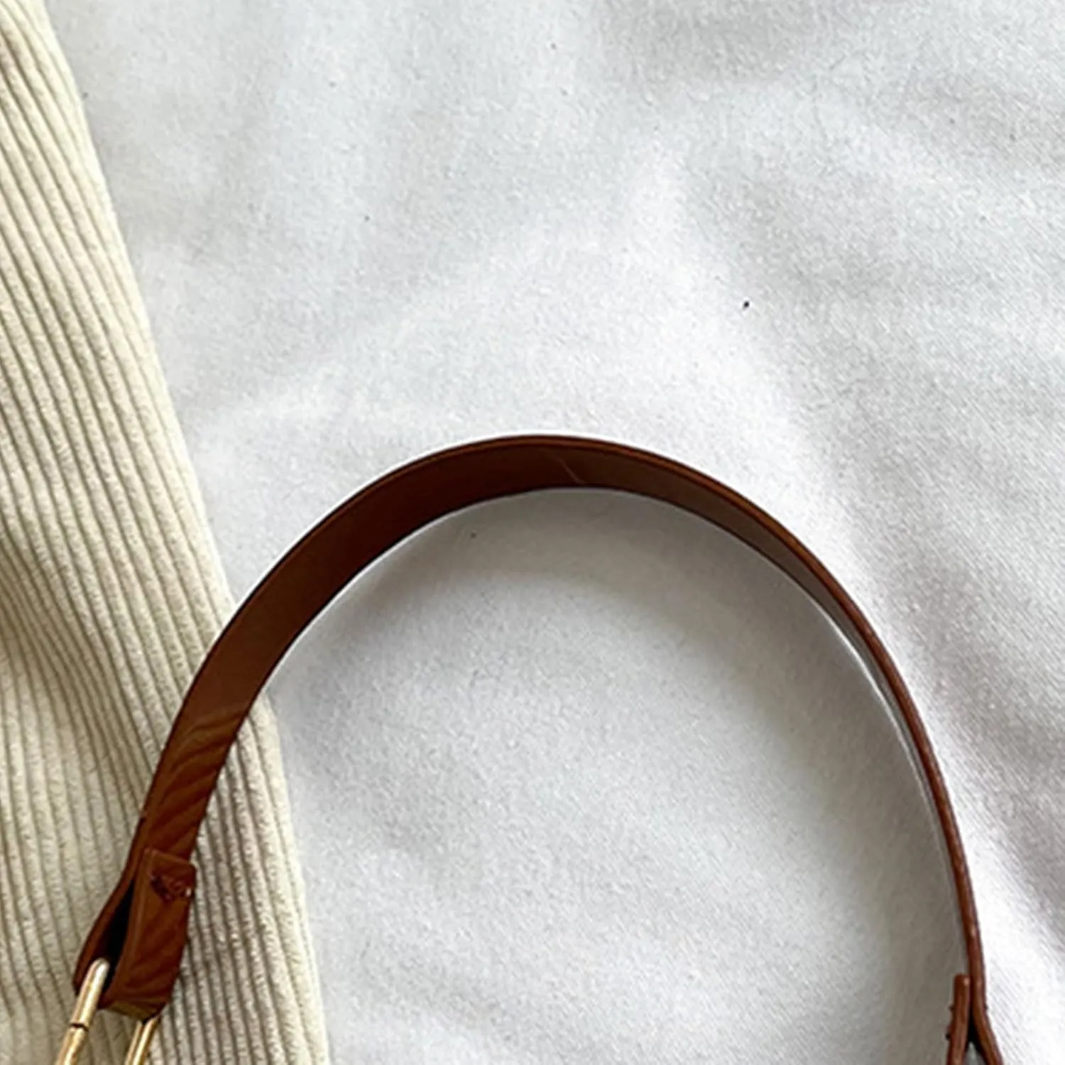Elegant Women PU Leather Shoulder Bag Bag Fashionable Satchel Umderar Purse Glossy Handbag for Casual and Prom Event