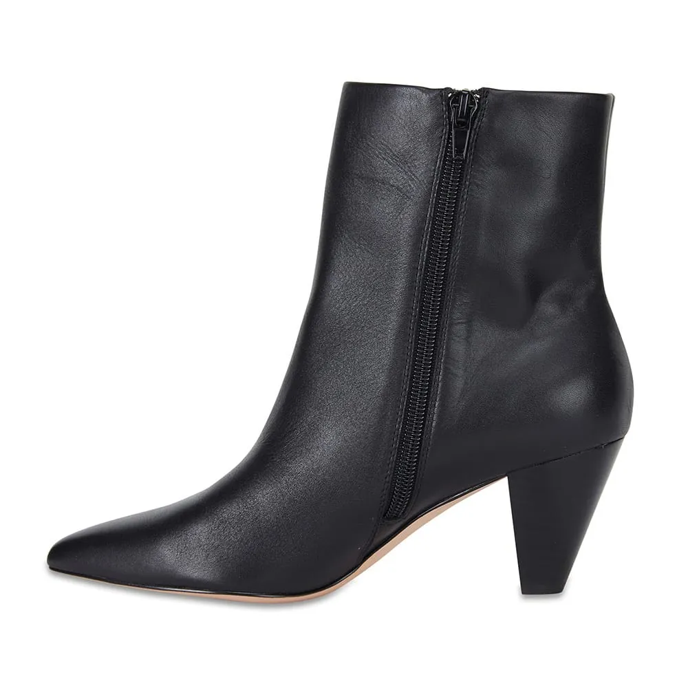 Event Boot in Black Leather