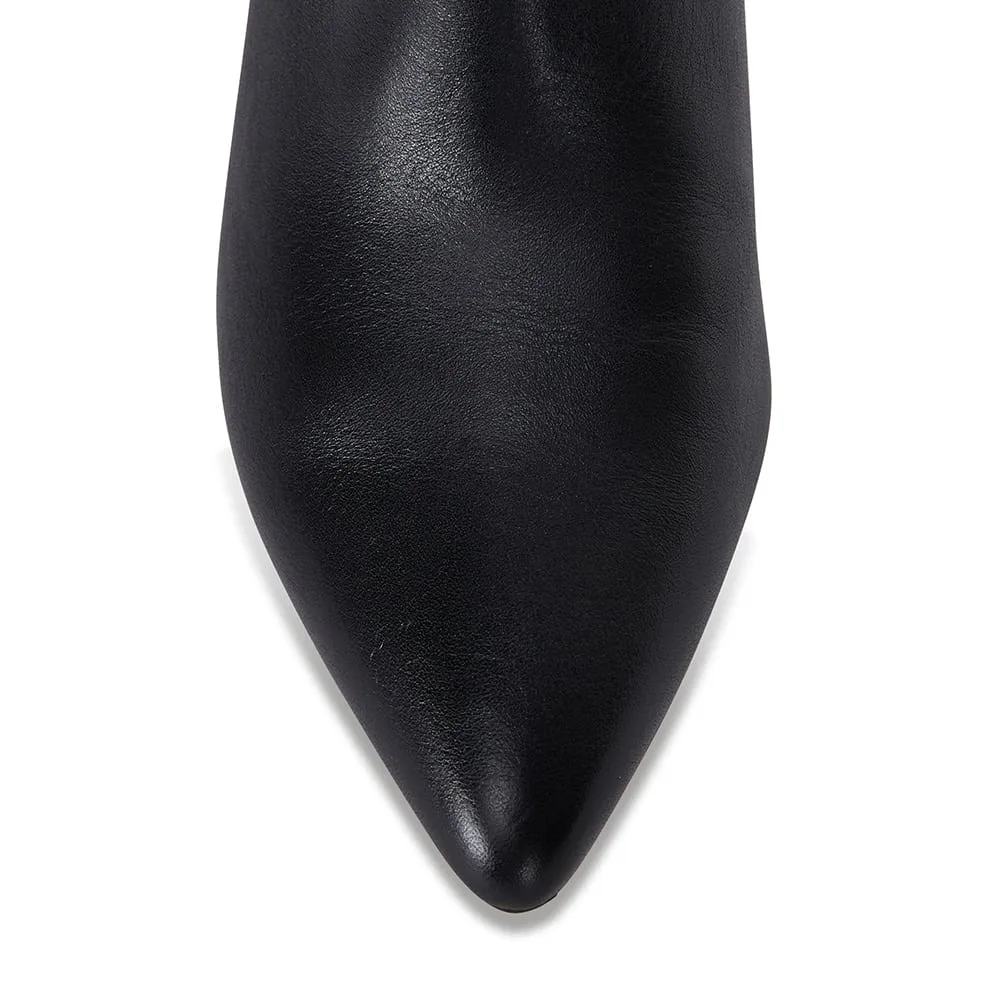 Event Boot in Black Leather
