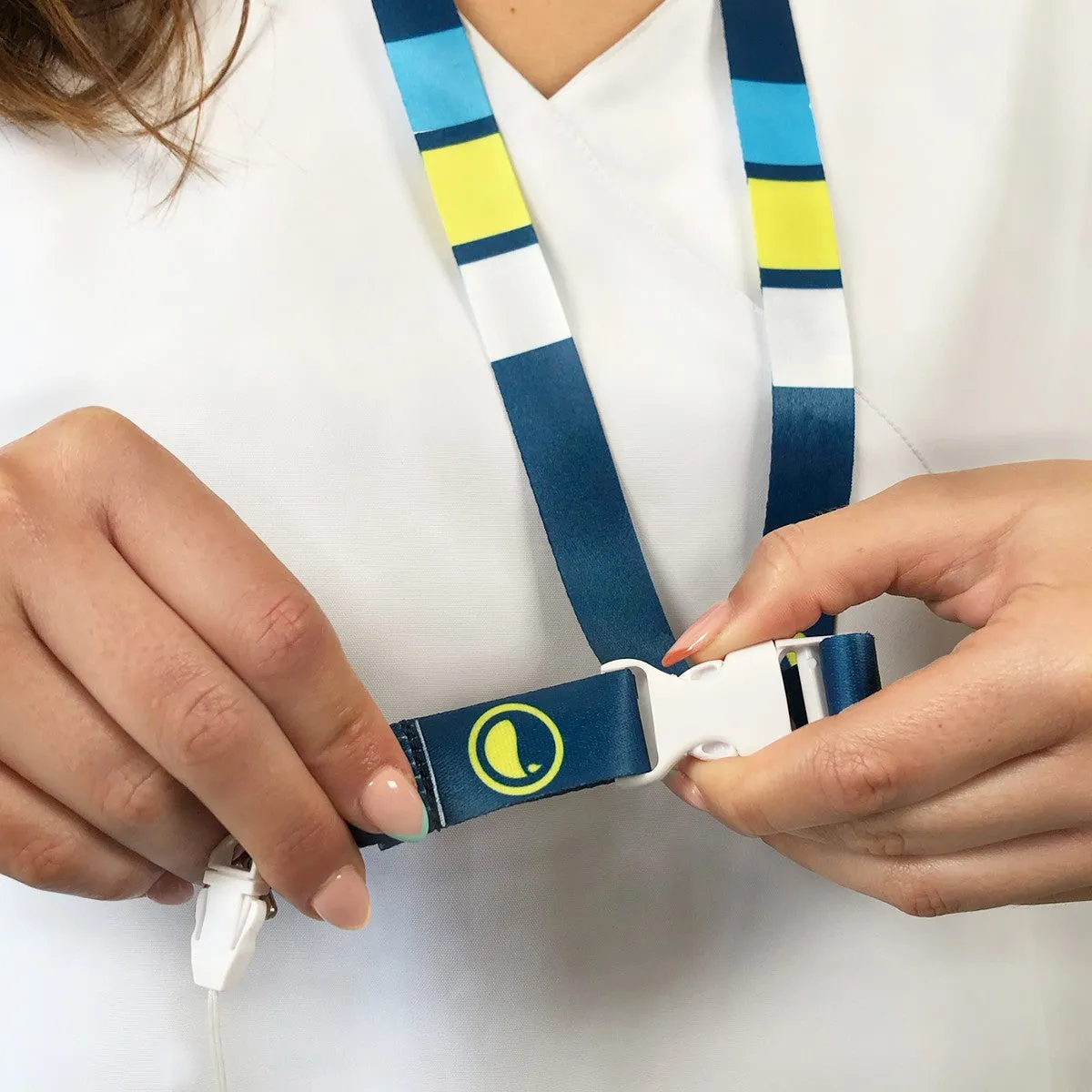 Lanyard with Trident Hook & Carabiner & Safety Clip Doctor Unisex Retro