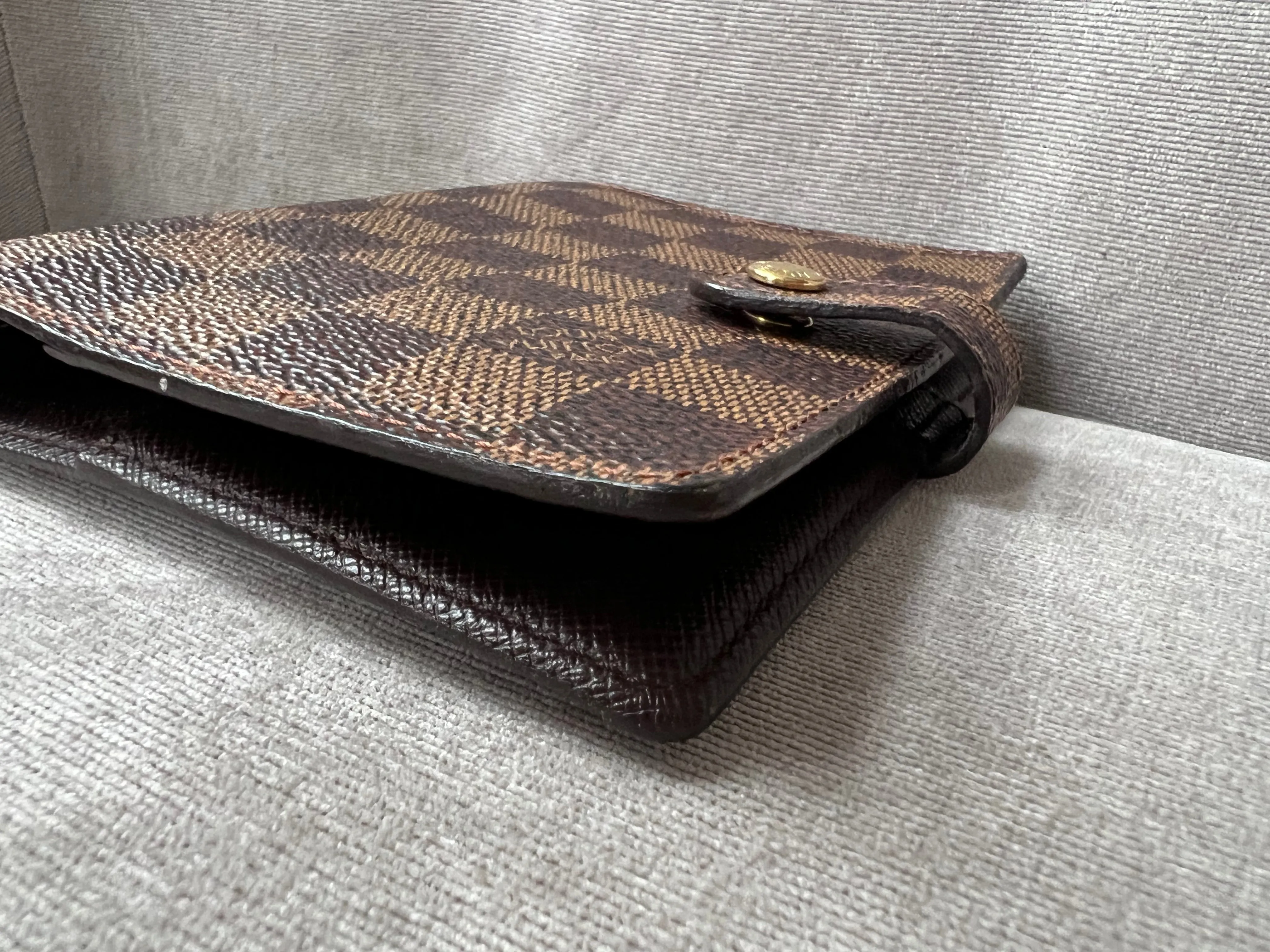 Louis Vuitton Damier Ebene Small Ring Agenda Cover (RRP £290)
