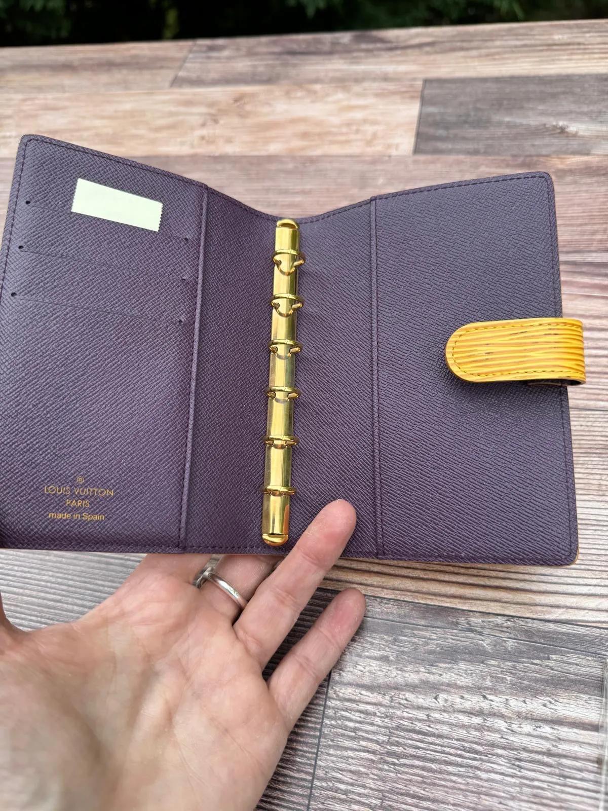 LOUIS VUITTON EPI LEATHER AGENDA ORGANIZER