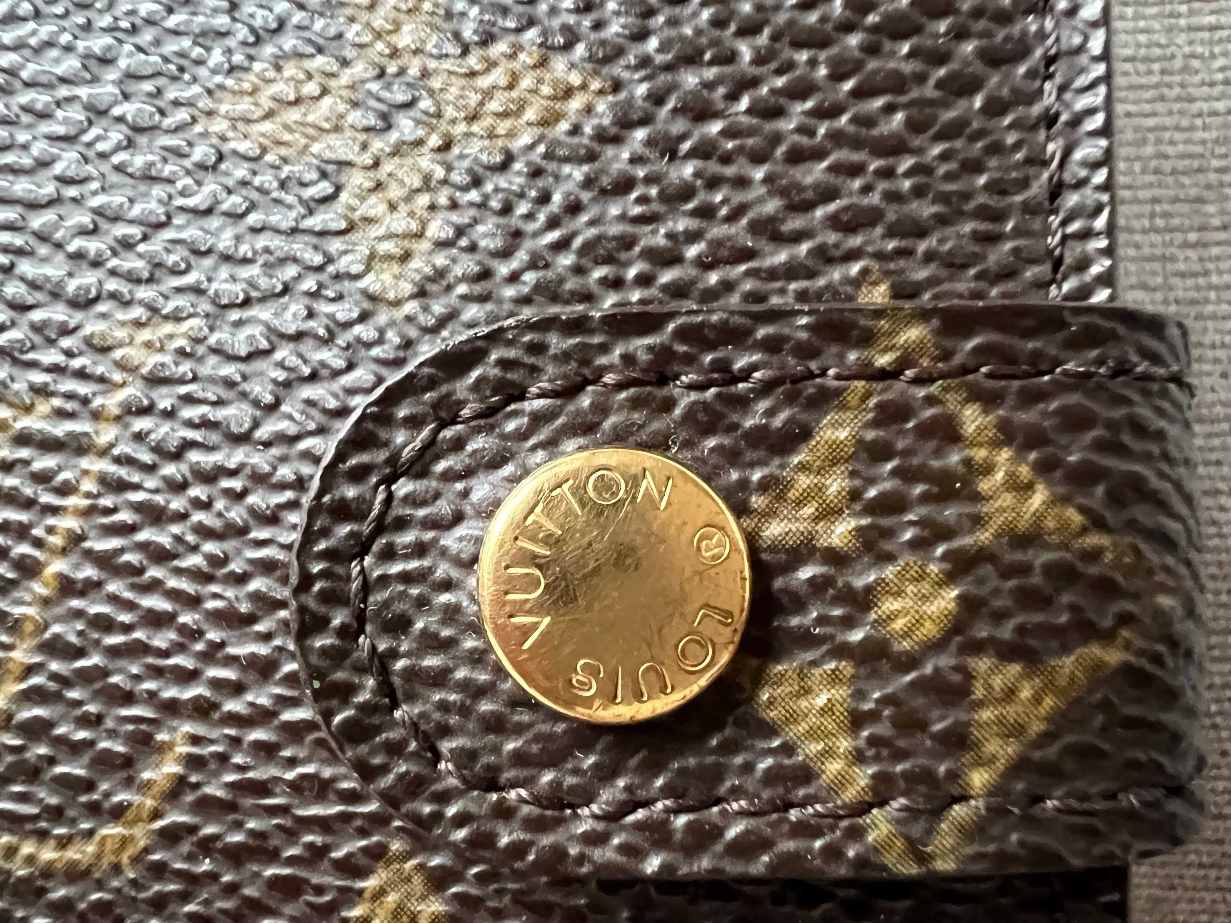 Louis Vuitton Monogram Agenda Cover with Pen