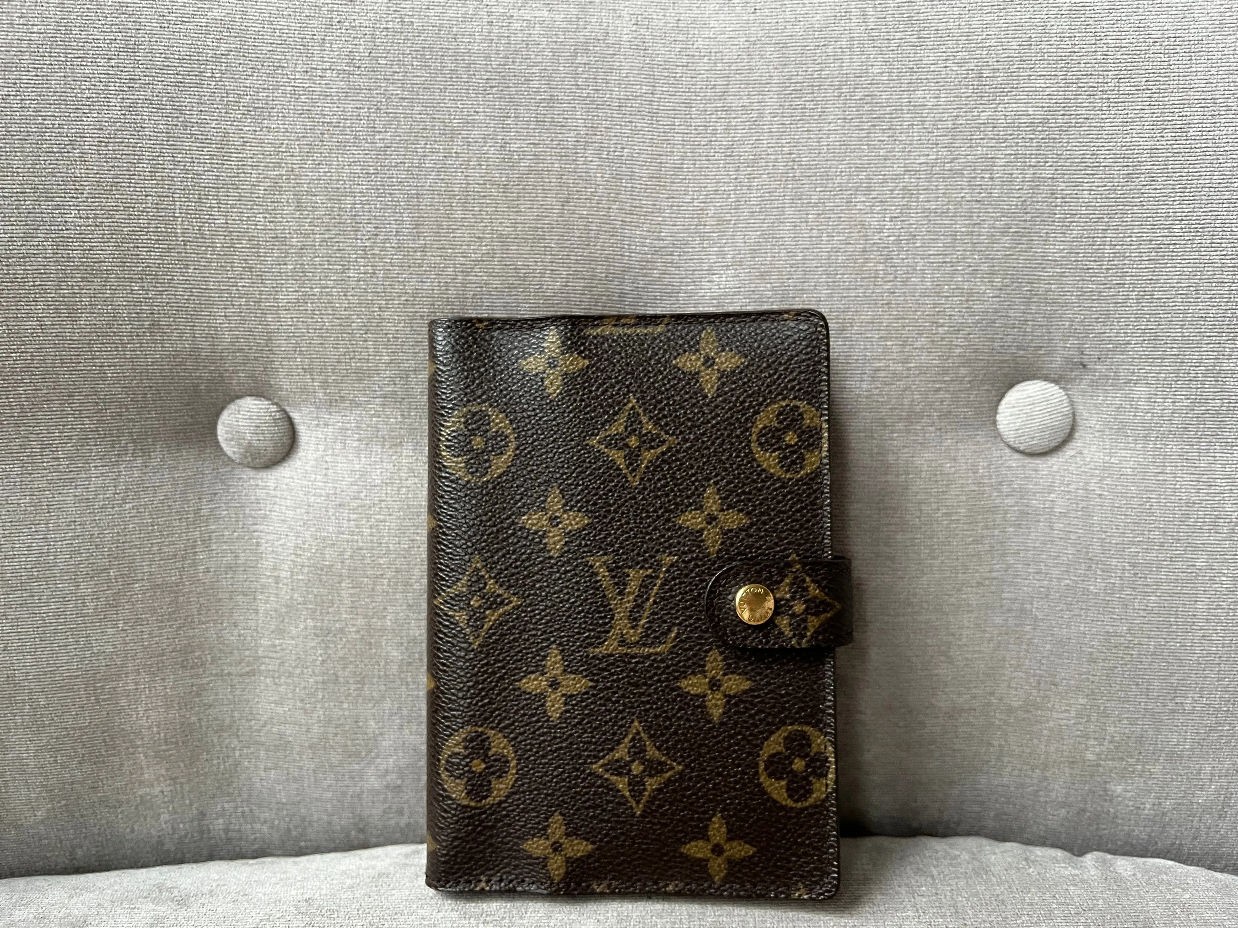 Louis Vuitton Monogram Agenda Cover with Pen