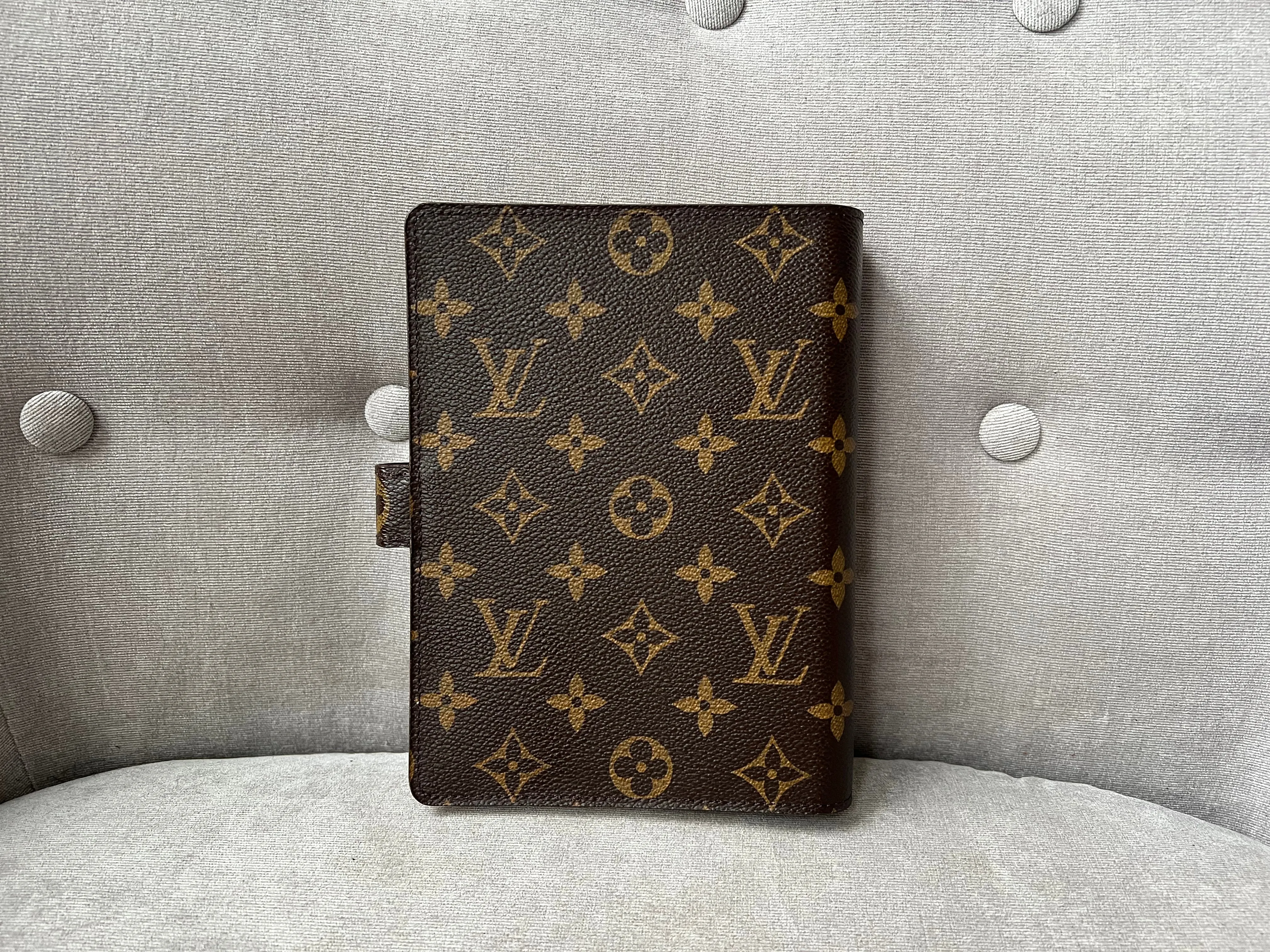Louis Vuitton Monogram Medium Agenda Cover (RRP £465)