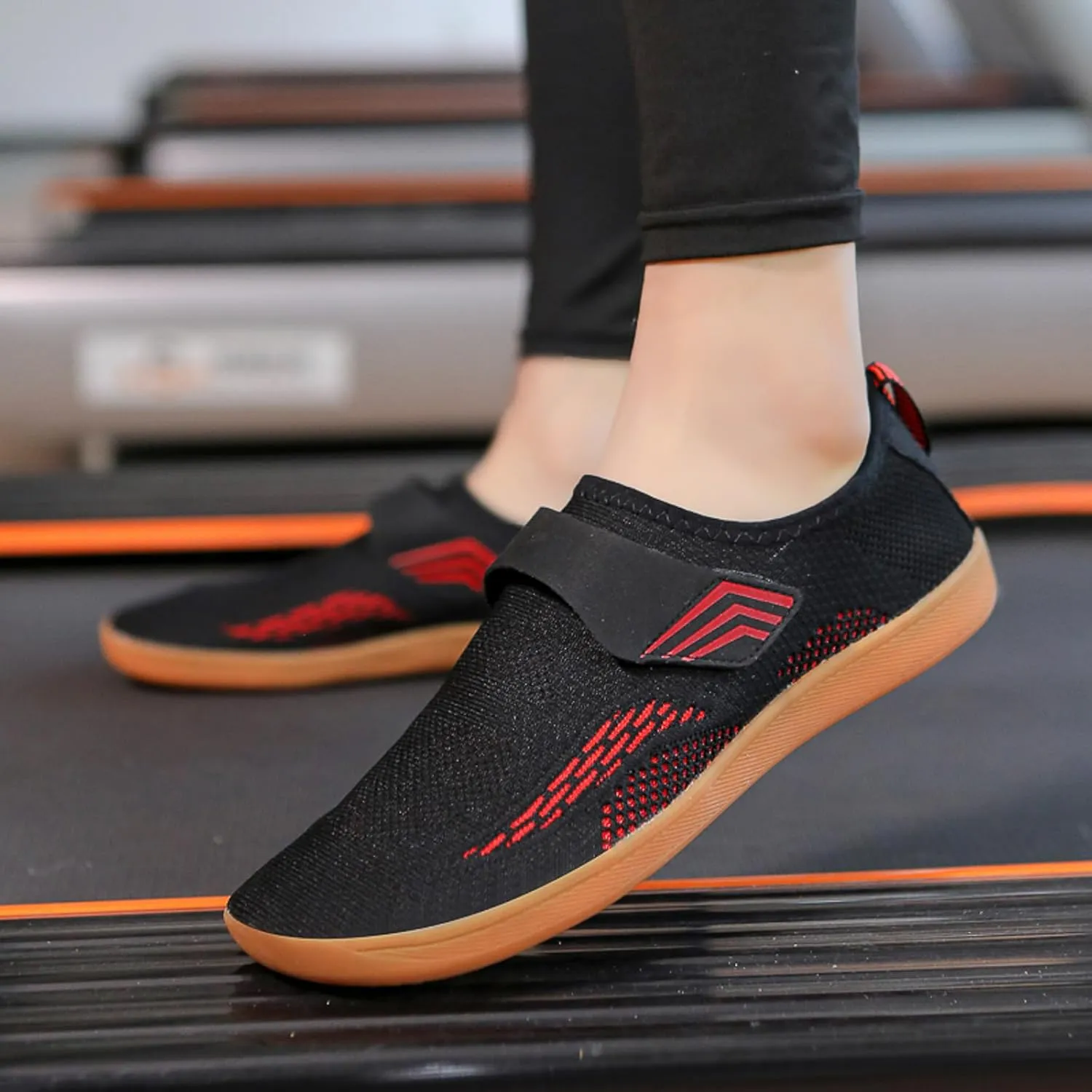 Men Sports Shoes Fashionable New Pattern Color Matching Couple Style Flat Bottomed Comfortable Mens Air 1 Low Sneaker Water S