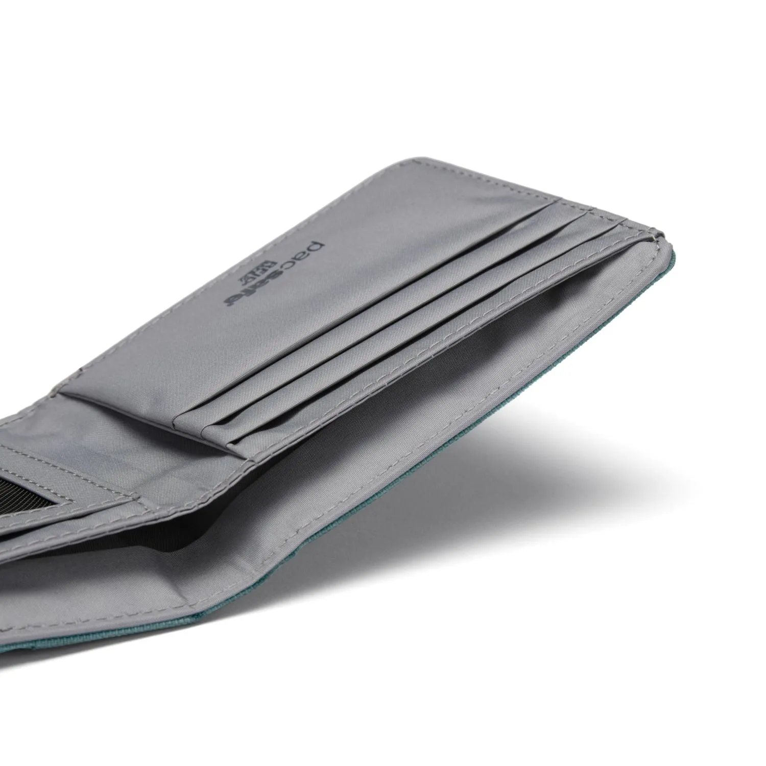 Pacsafe Rfidsafe RFID Blocking Bifold Wallet