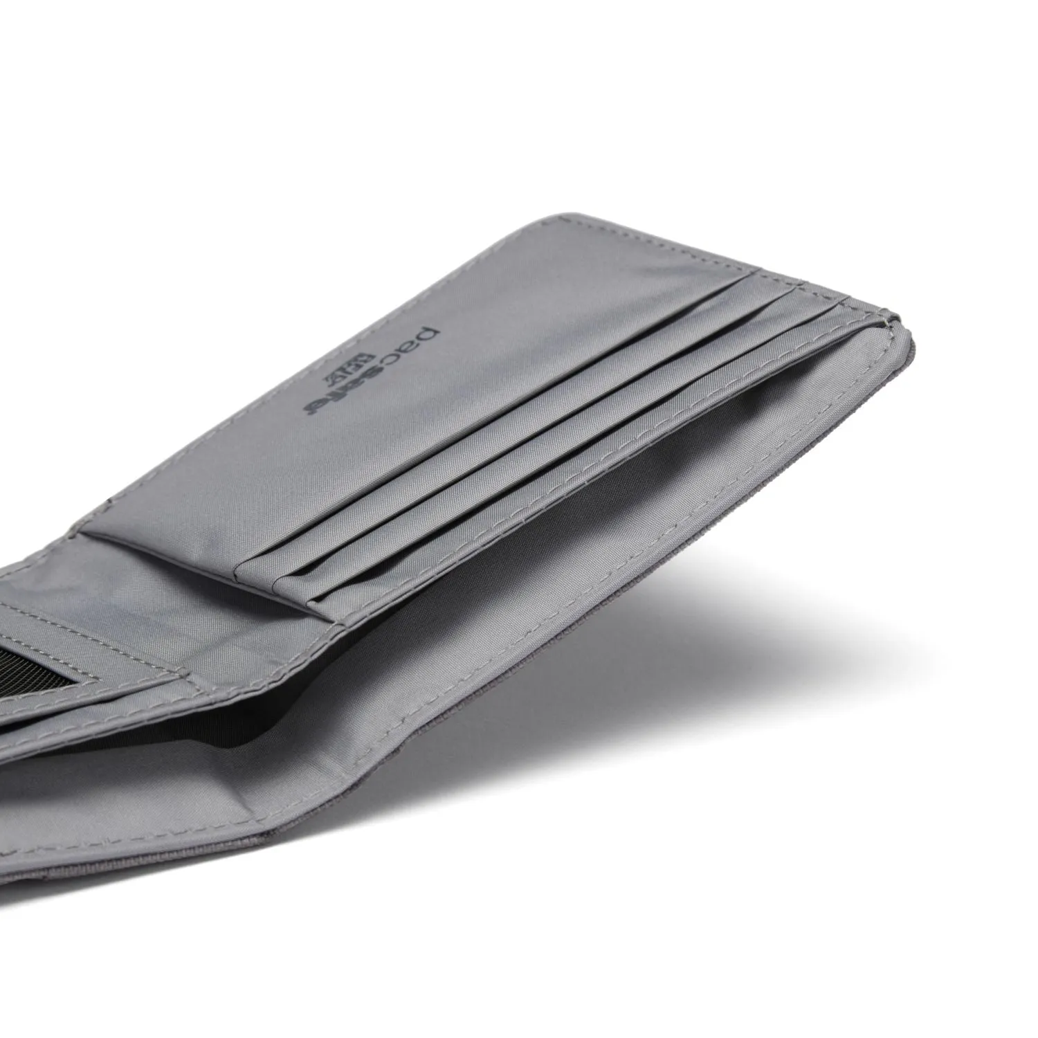 Pacsafe Rfidsafe RFID Blocking Bifold Wallet