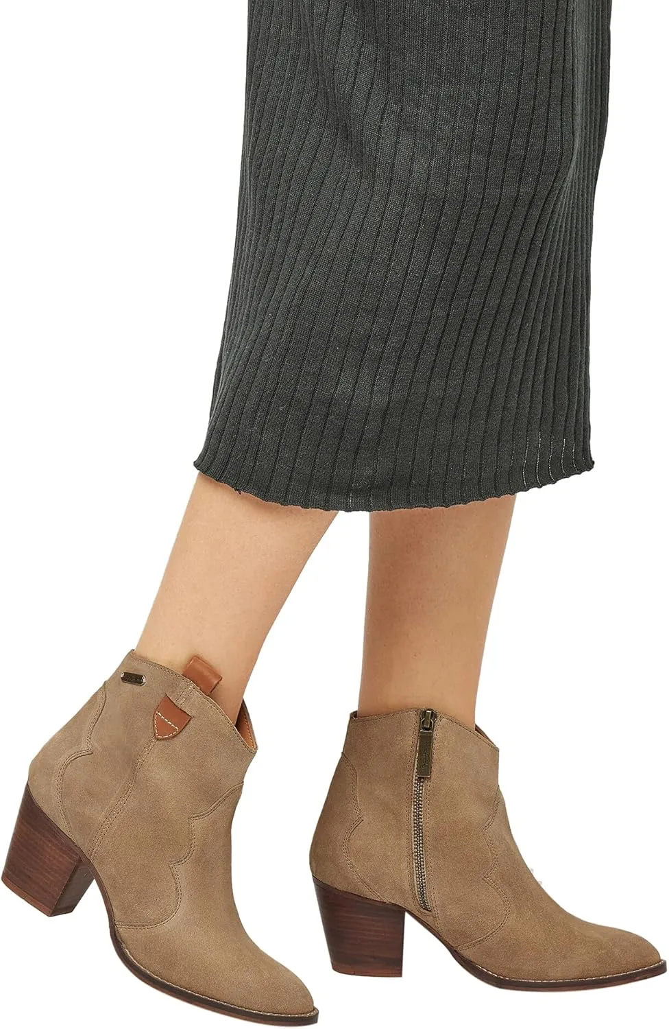 Pepe Jeans Women's Modern Fashion Boot