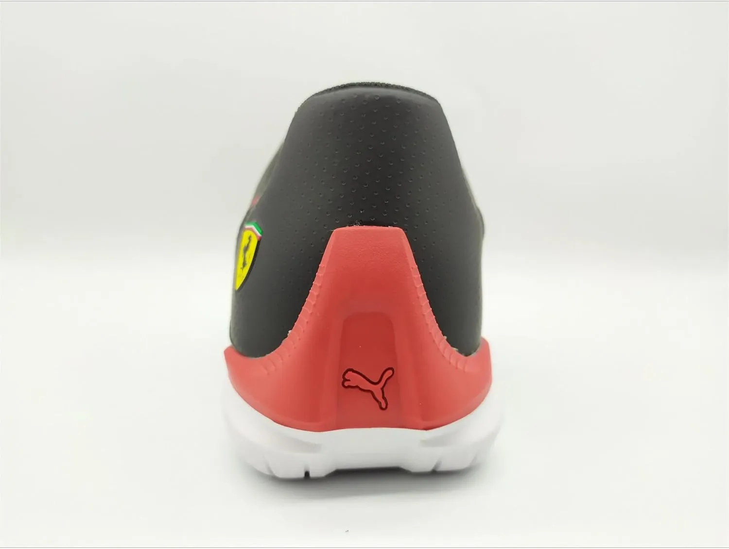PUMA Men's Ferrari Drift Cat Decima Sneaker