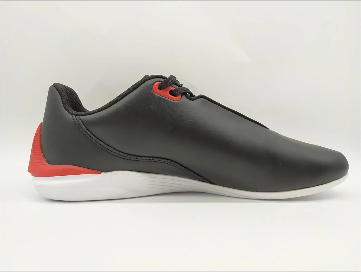 PUMA Men's Ferrari Drift Cat Decima Sneaker