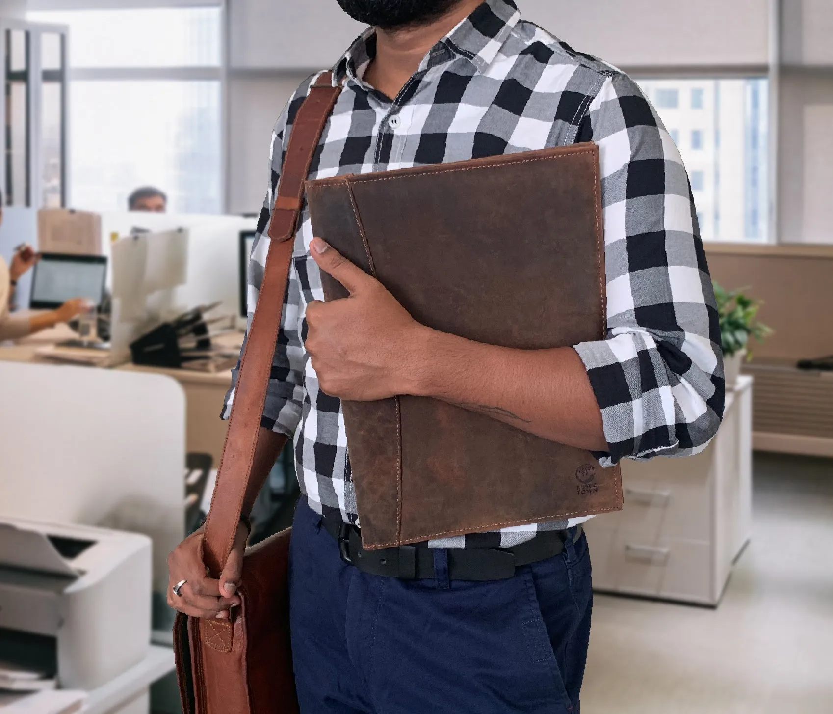 Royal Leather Portfolio (Tan)