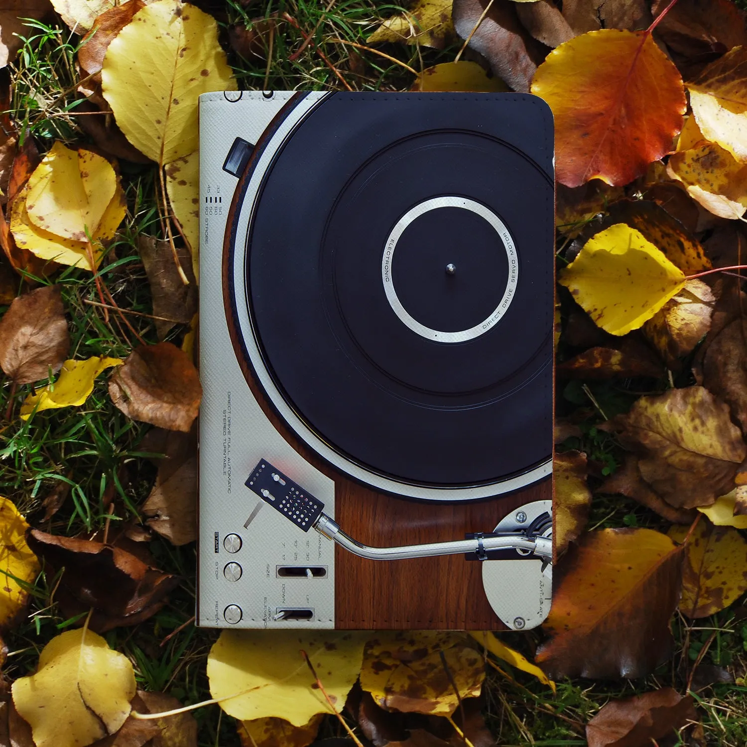 Travel Wallet - Retro Vintage