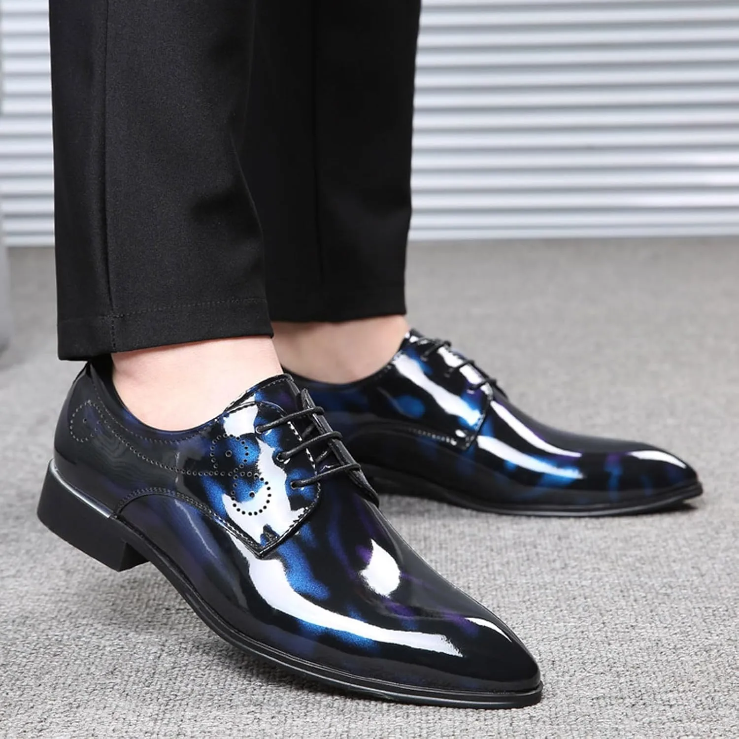 WUIWUIYU Men's Big Size Lace-Up Wedding Party Prom Semi-Formal Dress Wingtips Synthetic Leather Oxfords Shoes